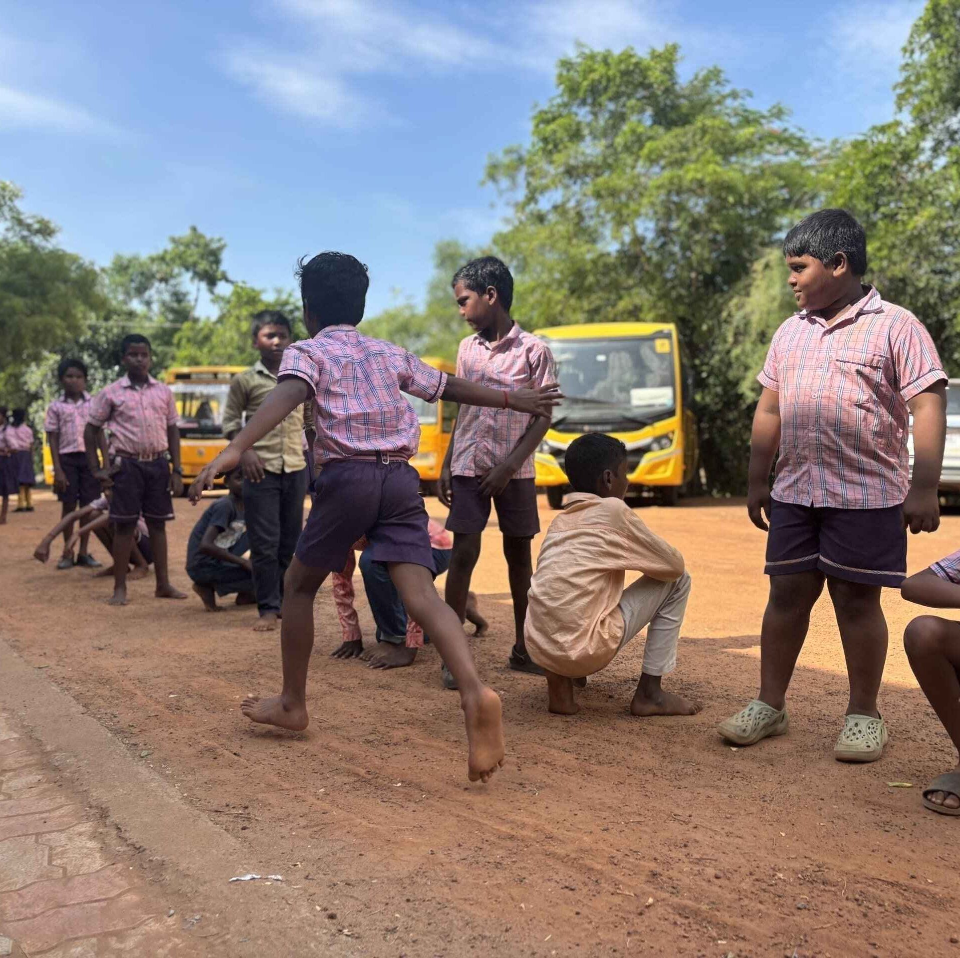 Kho kho playing